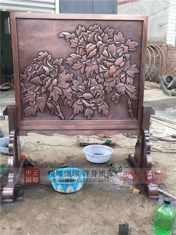 蓮花圖案浮雕有著吉祥寓意(圖3) 1-210319134236324.jpg