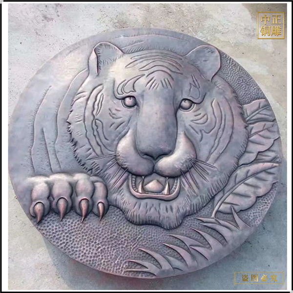 獅子鍛銅浮雕(圖1) 1-21091F94T4F7.jpg